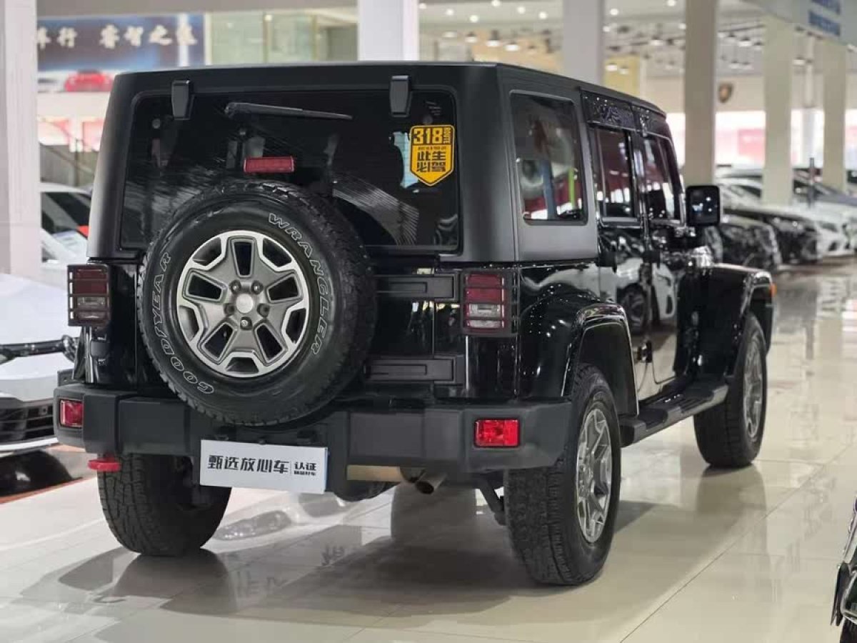 Jeep 牧馬人  2017款 3.0L Sahara 四門舒享版圖片