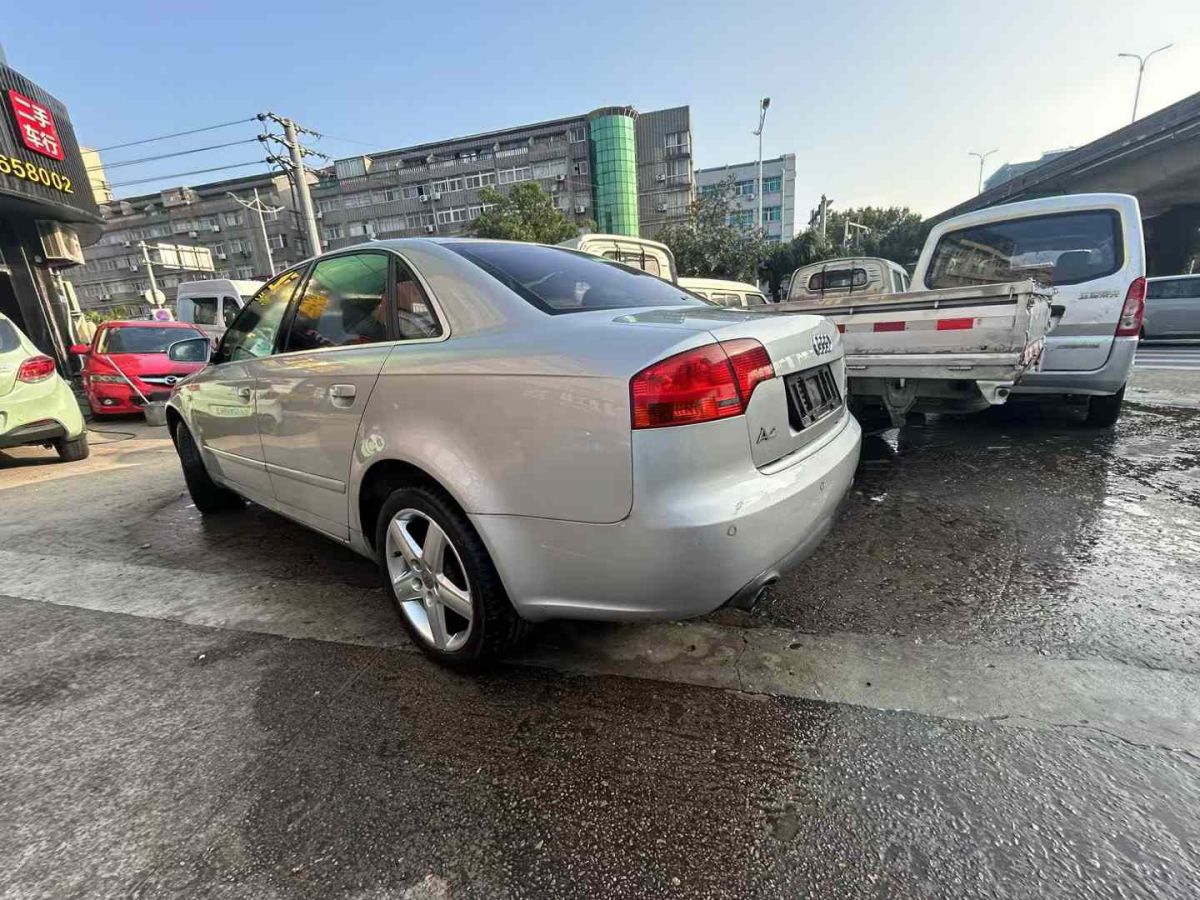 奧迪 奧迪A4  2008款 A4 2.0T FSI 豪華型圖片