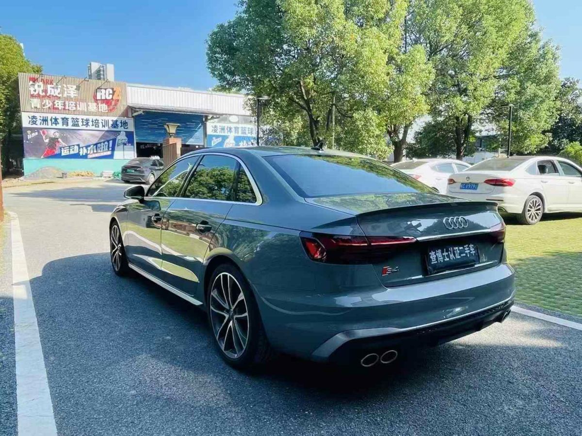 奧迪 奧迪RS 4  2021款 RS4 Avant 暗金版圖片