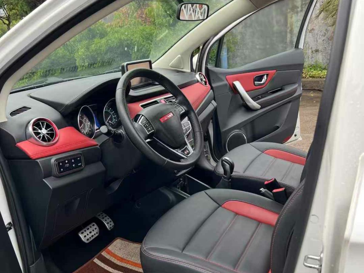 哈弗 H1  2015款 藍(lán)標(biāo)H1 1.5L 尊貴型圖片