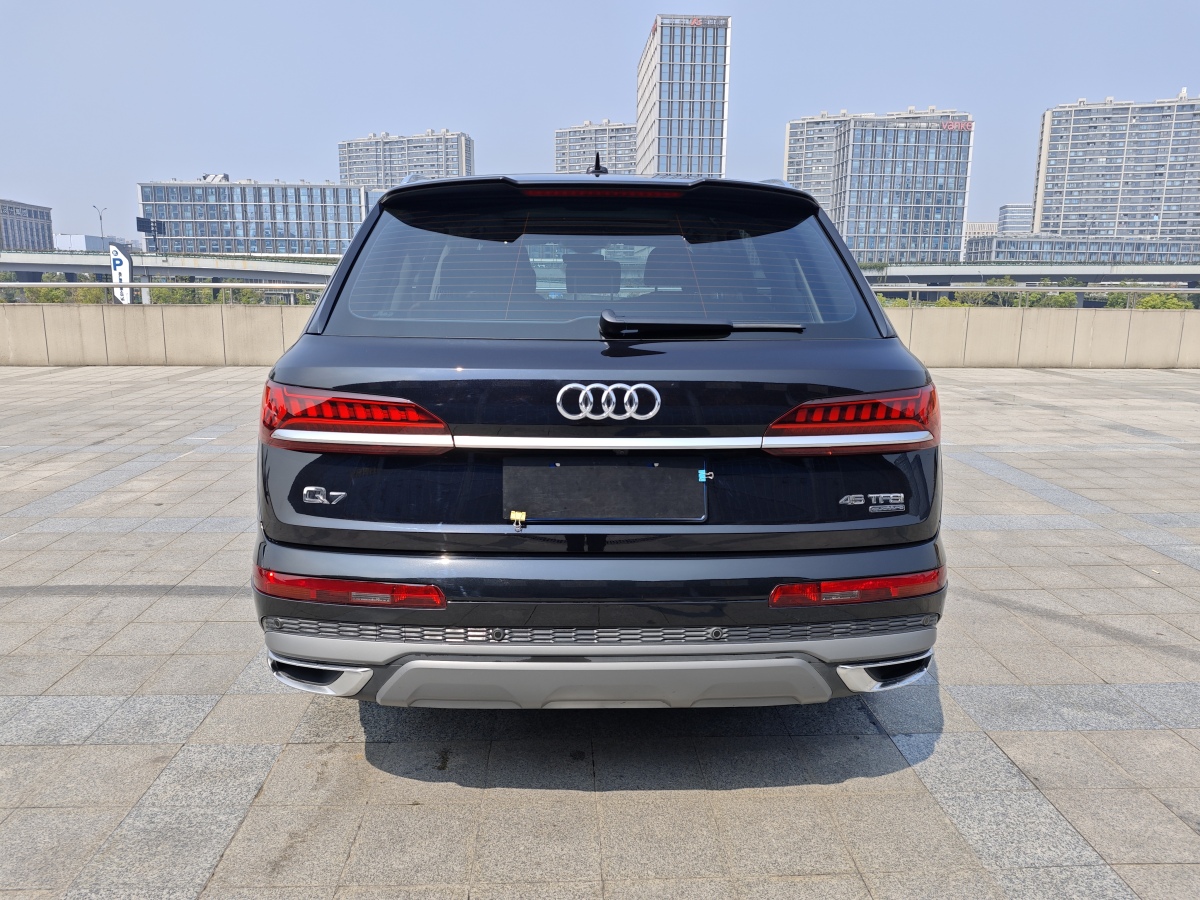 2021年5月奧迪 奧迪Q7  2023款 45 TFSI quattro S line運動型