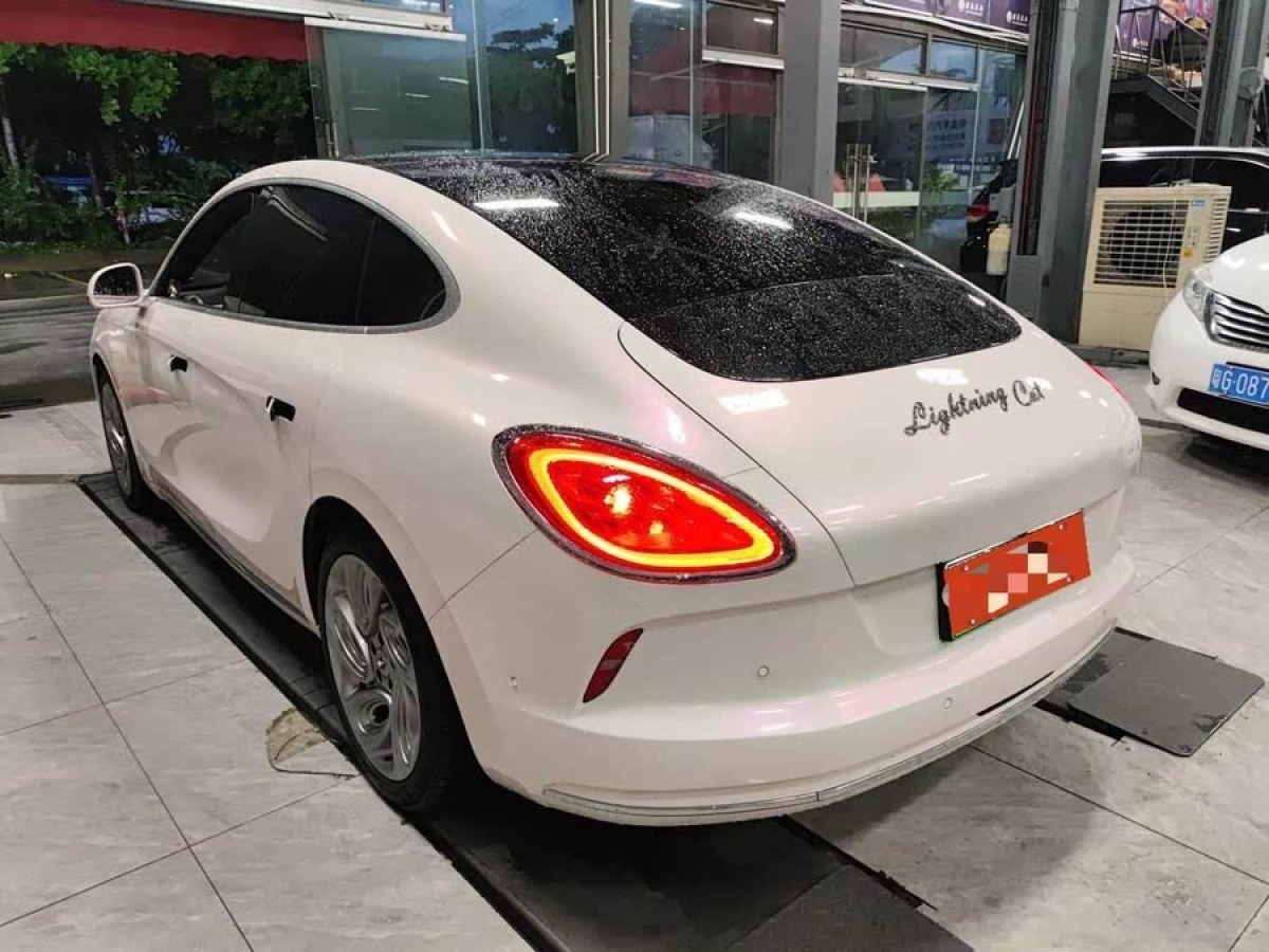 歐拉 歐拉閃電貓  2022款 555km 尊貴版圖片