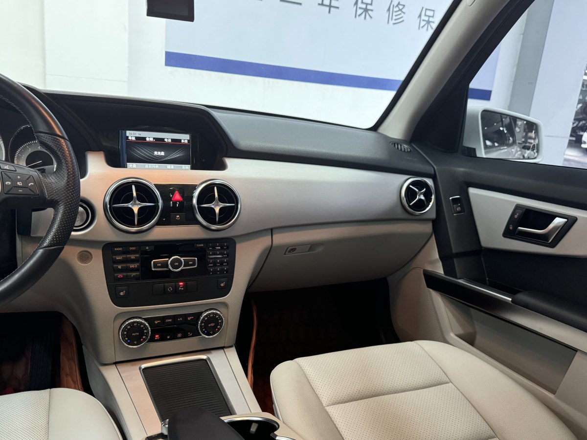 奔馳 奔馳GLK級  2013款 GLK 300 4MATIC 動感型圖片