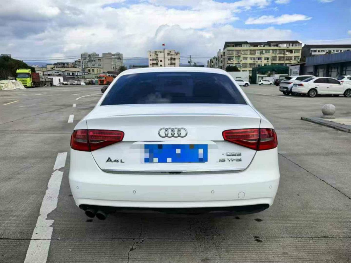 奧迪 奧迪A4L  2015款 A4L 1.8TFSI 30TFSI 舒適型圖片