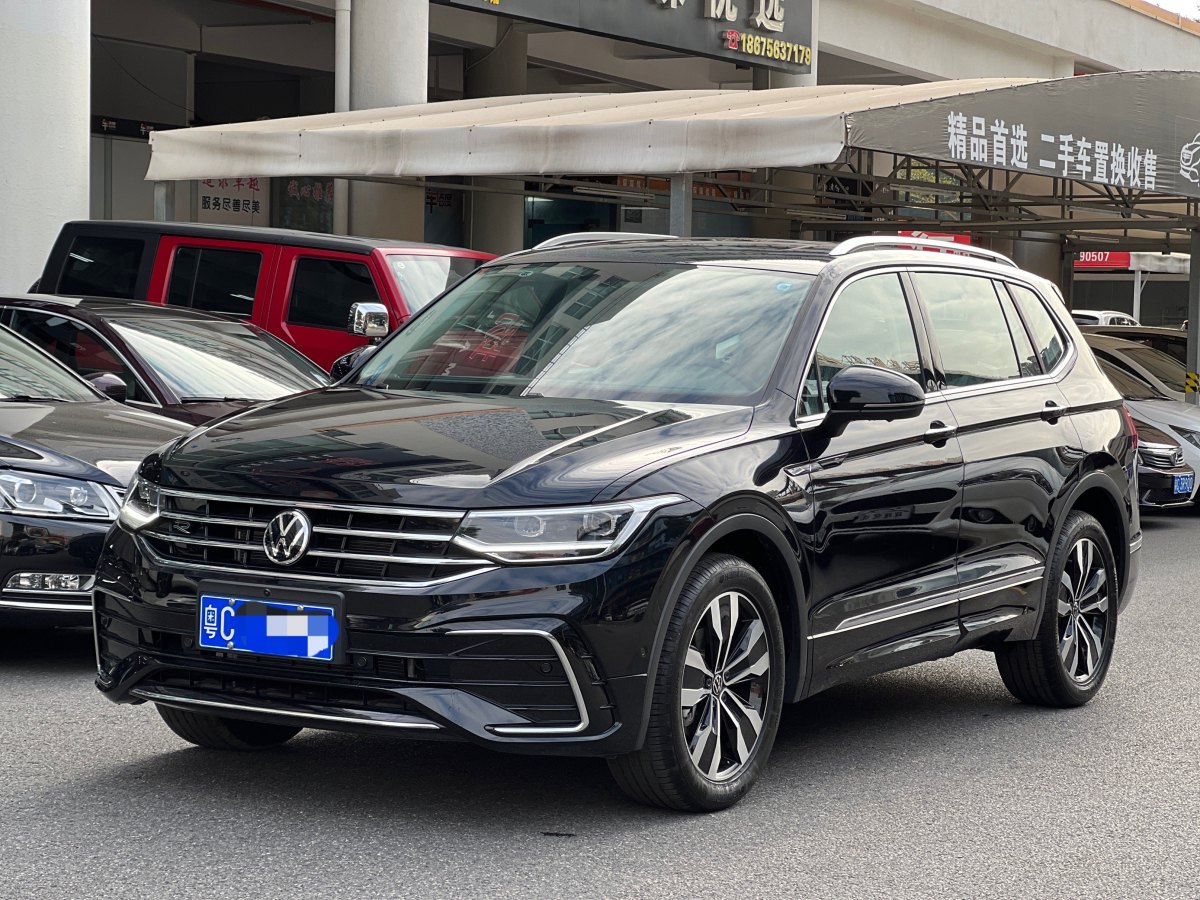 大众 途观l  2022款 330tsi 自动两驱r