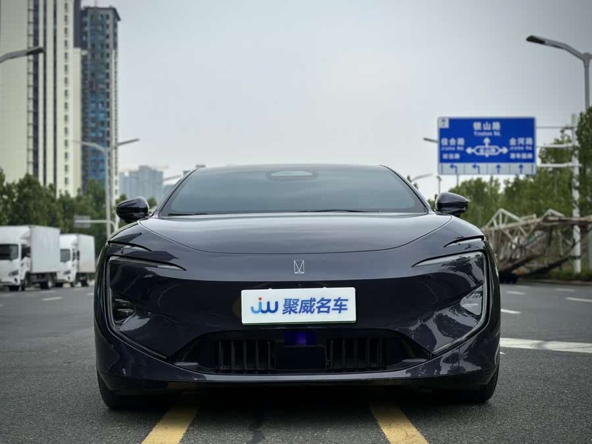 阿維塔 阿維塔12  2023款 700 三激光后驅(qū)奢享版圖片