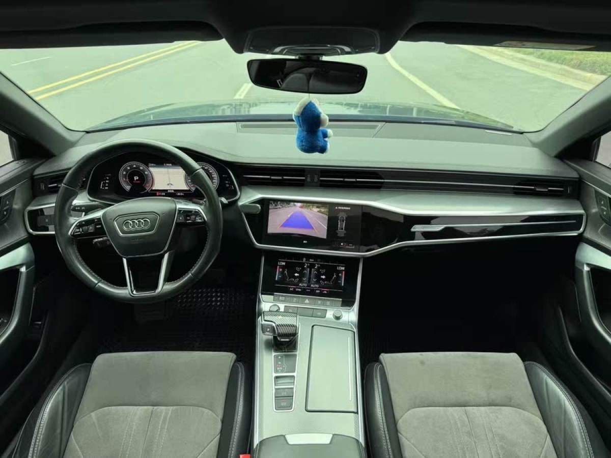 奧迪 奧迪A6L  2021款 45 TFSI 臻選動感型圖片