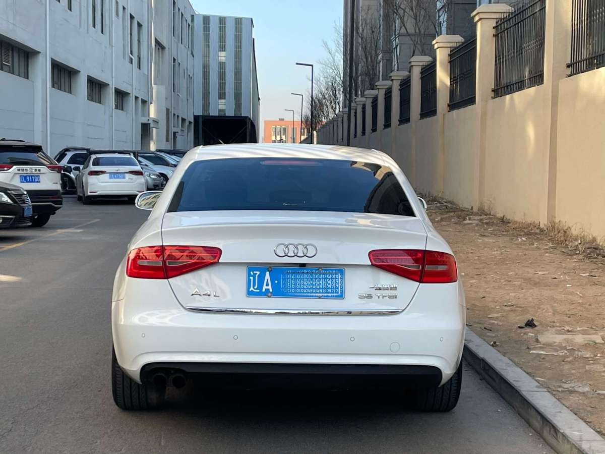 奧迪 奧迪A4L  2013款 35 TFSI 自動舒適型圖片