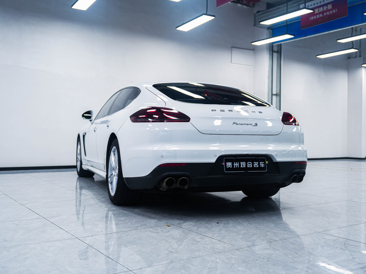 保時(shí)捷 Panamera  2014款 Panamera 3.0T圖片