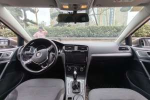 高爾夫 大眾 230TSI 自動舒適型