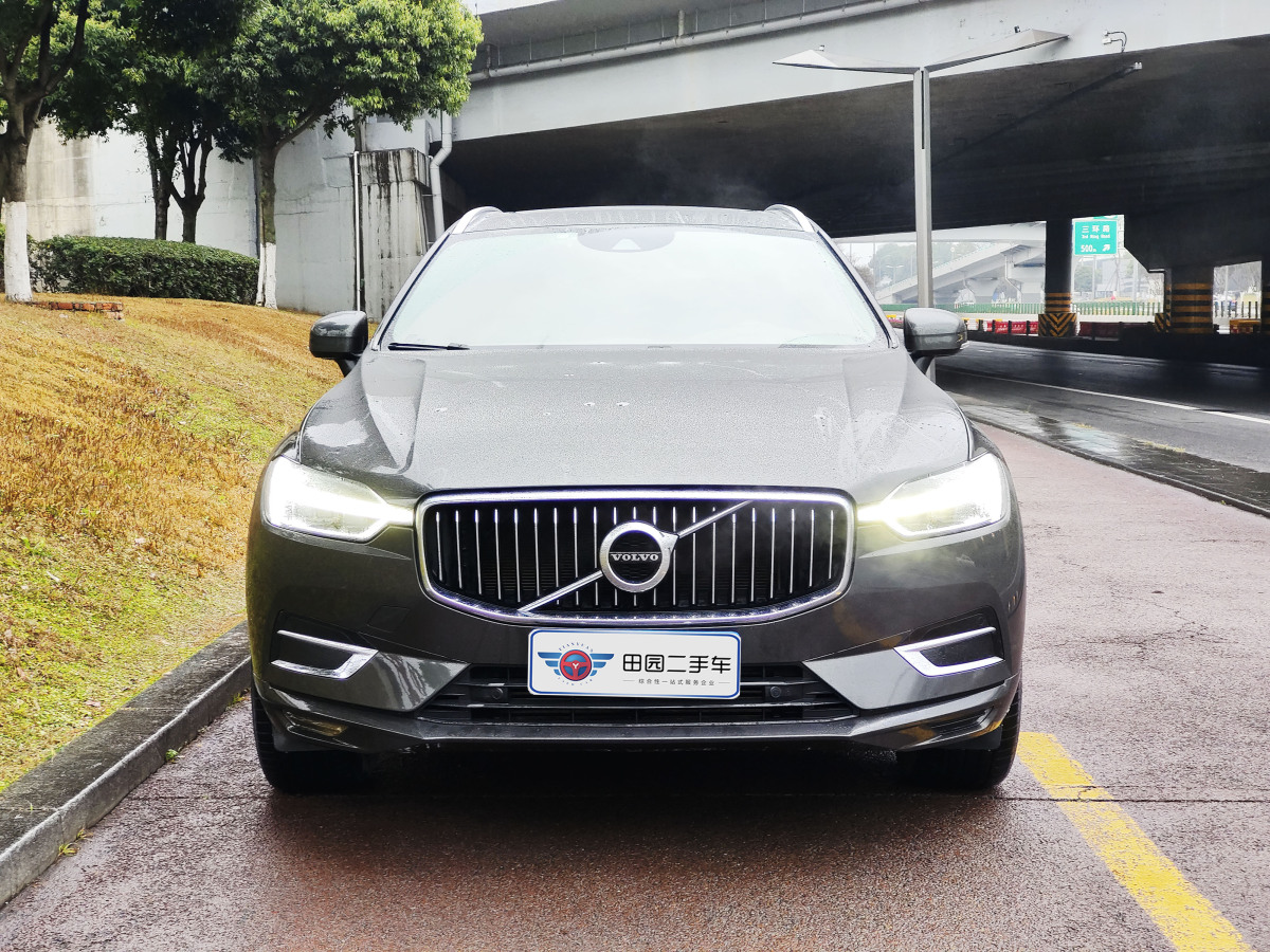 沃爾沃 XC60  2021款 T5 四驅(qū)智逸豪華版圖片