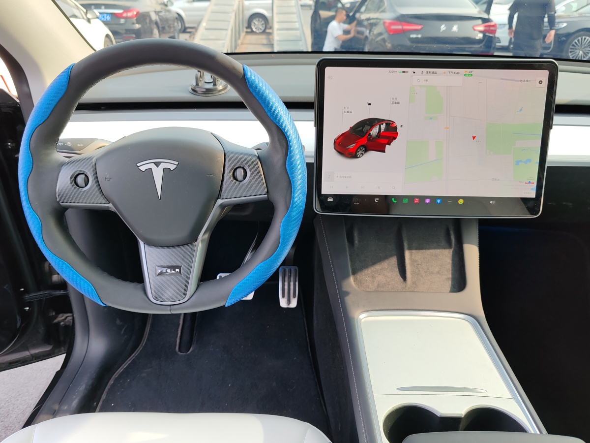 特斯拉 Model Y  2021款 標準續(xù)航后驅版圖片