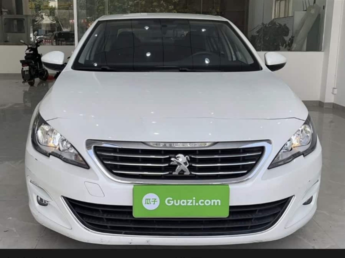 標(biāo)致 408  2015款 1.2T 自動豪華版圖片