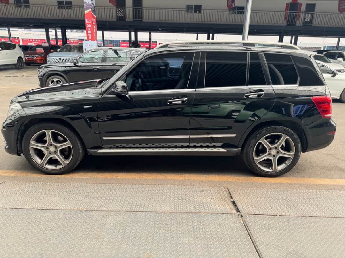 奔馳 奔馳GLK級(jí)  2015款 GLK 300 4MATIC 時(shí)尚型 極致版圖片