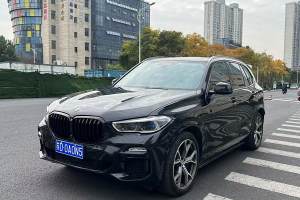 宝马X5 宝马 xDrive40i 尊享型 M运动套装