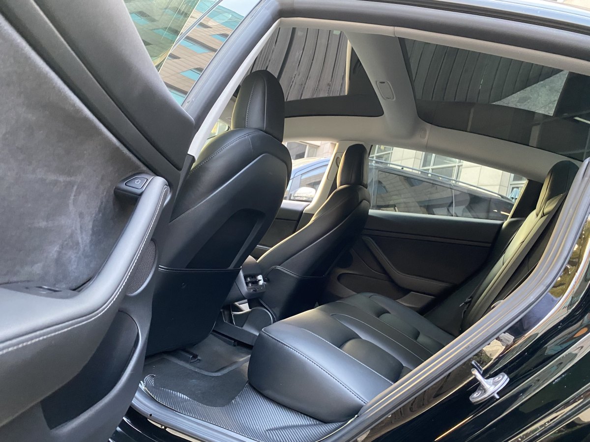 特斯拉 Model 3  2019款 標準續(xù)航后驅(qū)升級版圖片