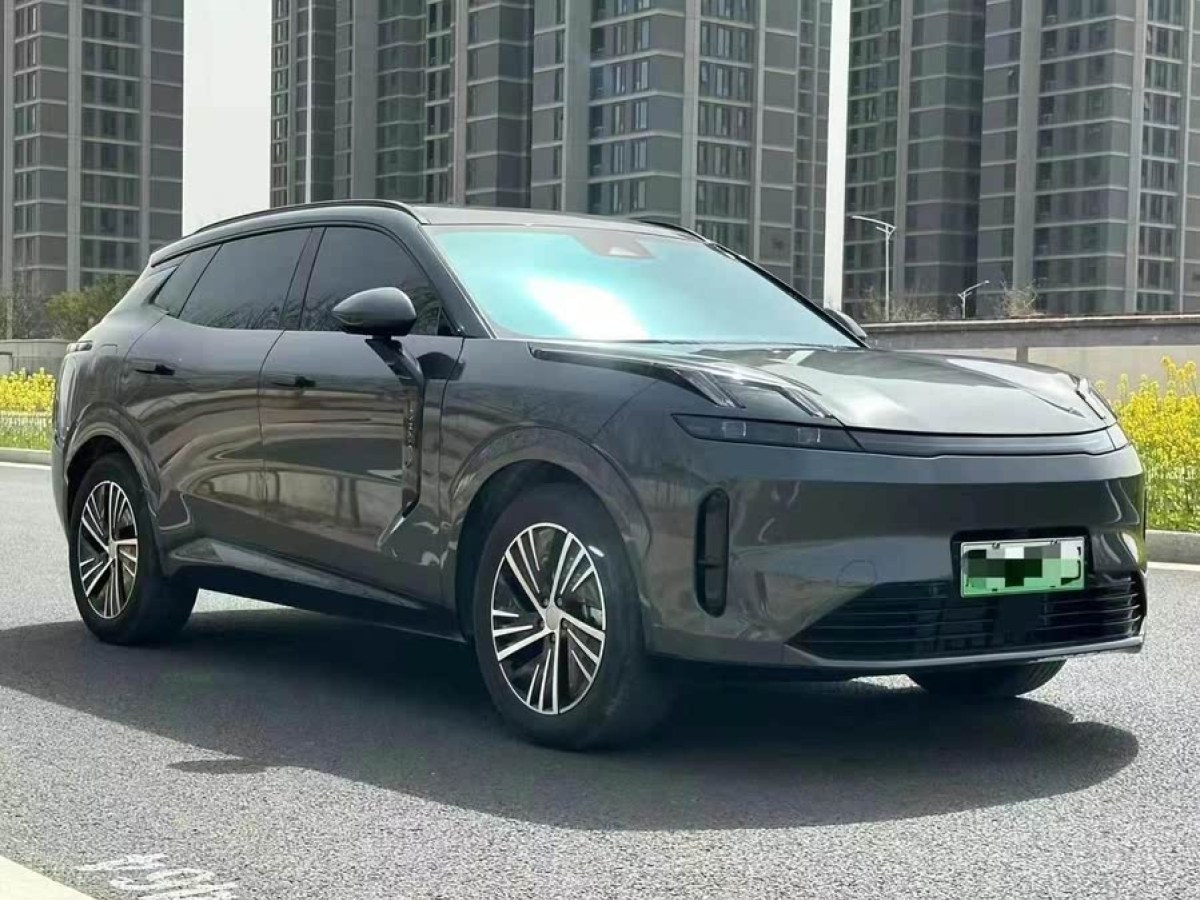 領(lǐng)克 領(lǐng)克08新能源  2023款 245km 超長續(xù)航Halo圖片