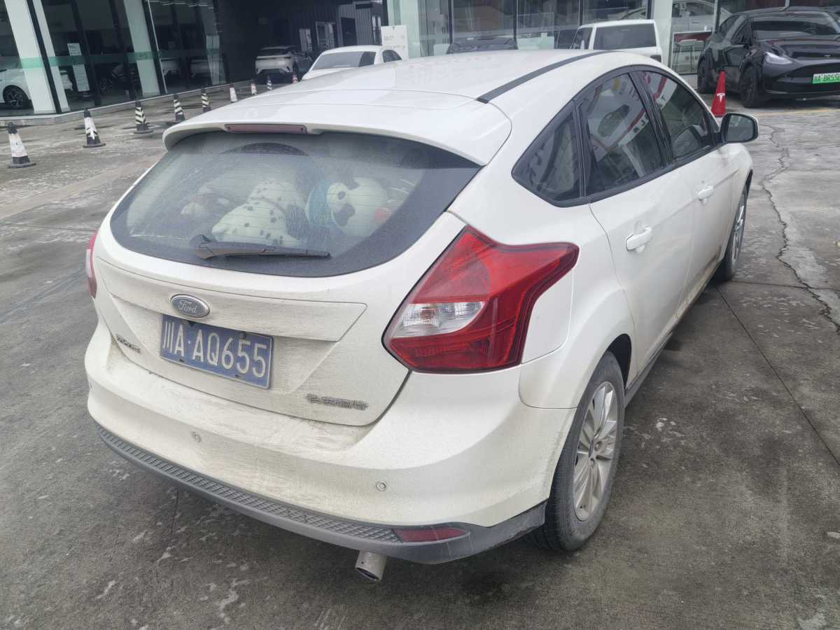 福特 ?？怂? 2012款 兩廂 1.6L 自動(dòng)舒適型圖片