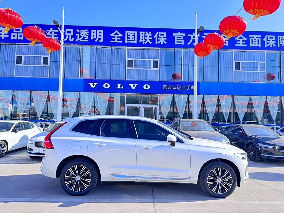 沃爾沃 XC60  2022款 B5 四驅(qū)智遠(yuǎn)豪華版圖片