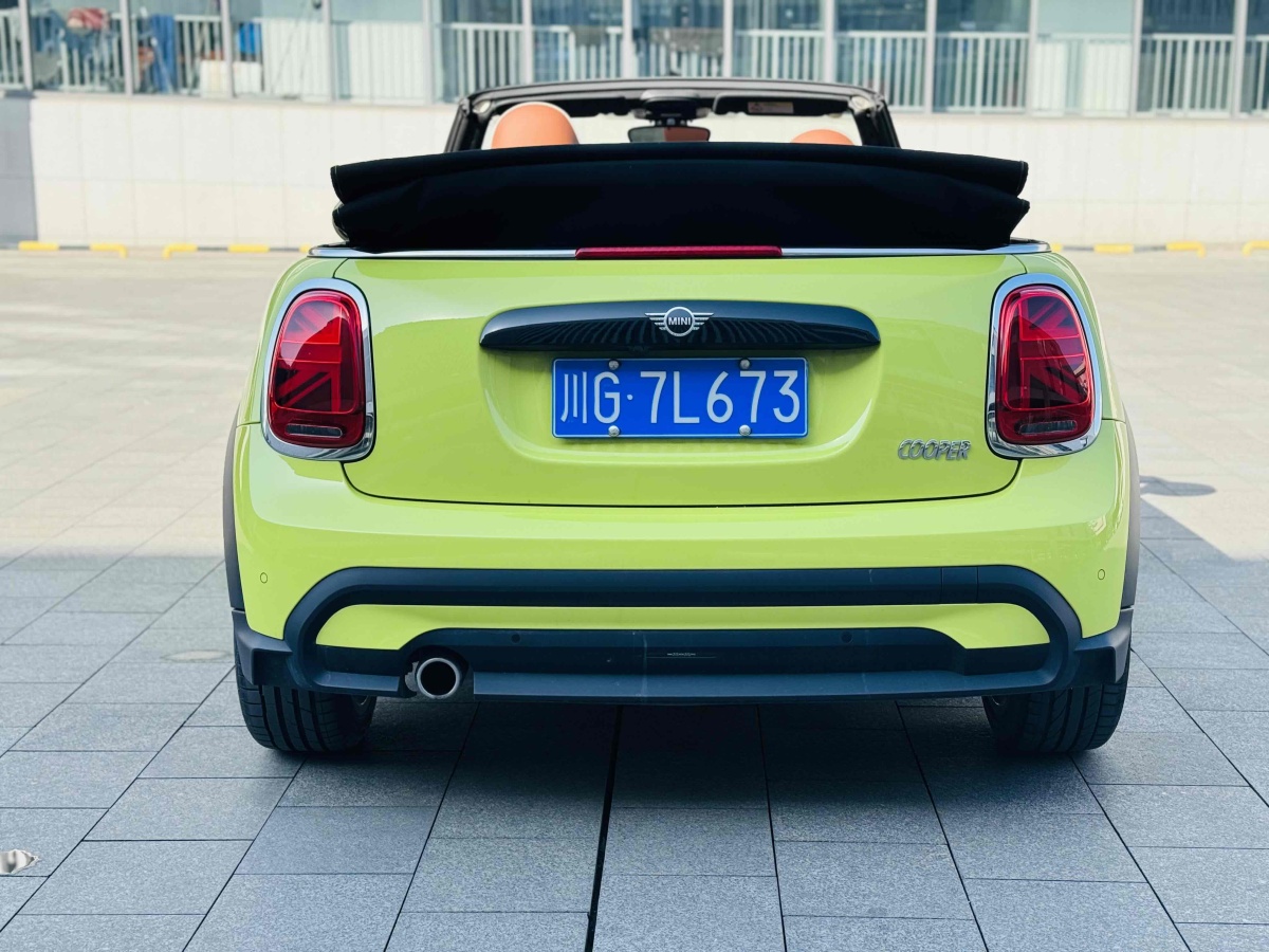 MINI MINI  2023款 改款 1.5T COOPER CABRIO 藝術(shù)家圖片