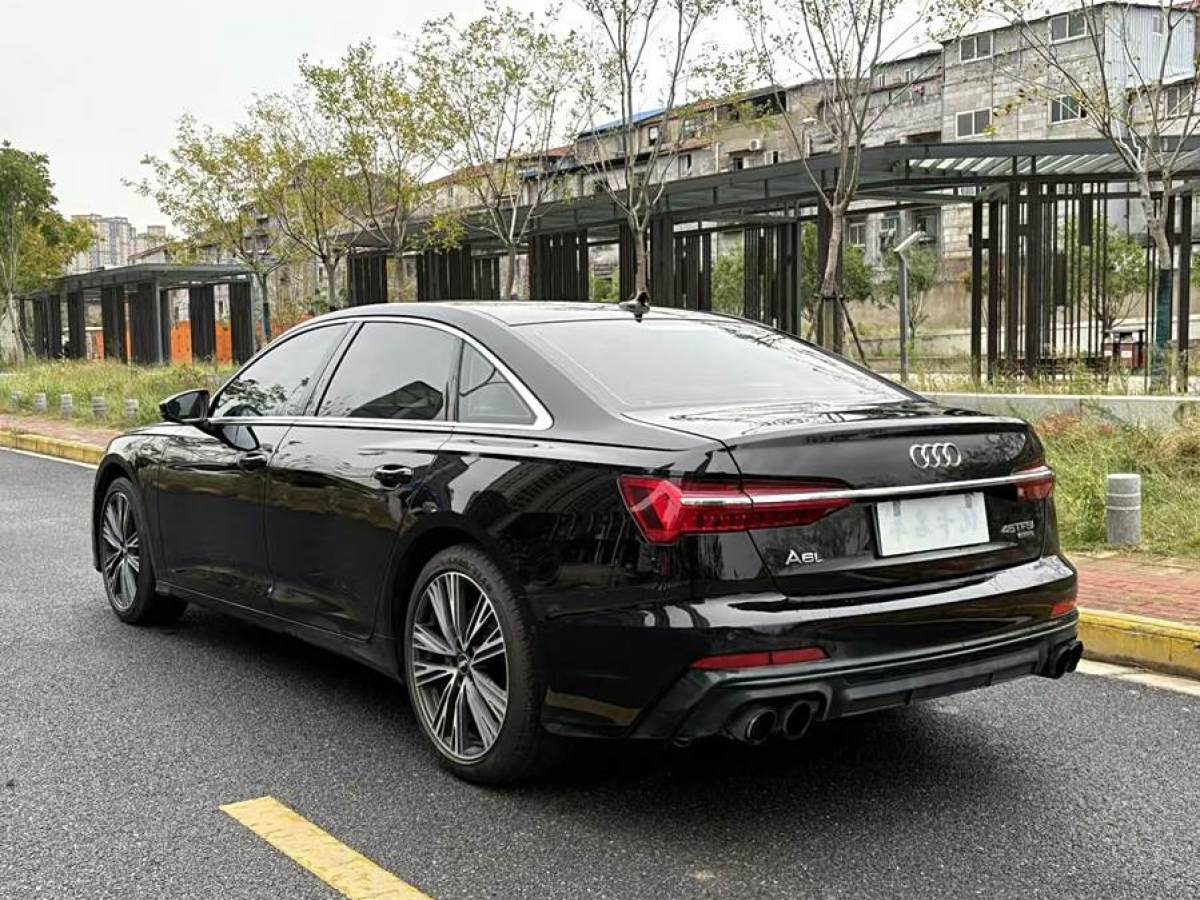 奧迪 奧迪A6L  2022款 45 TFSI quattro 臻選動感型圖片