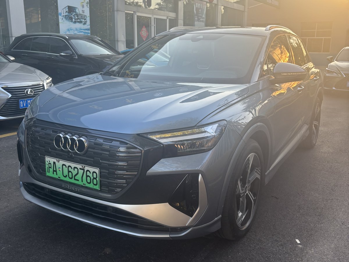 奧迪 奧迪Q4 e-tron  2023款 50 e-tron quattro 創(chuàng)境版圖片