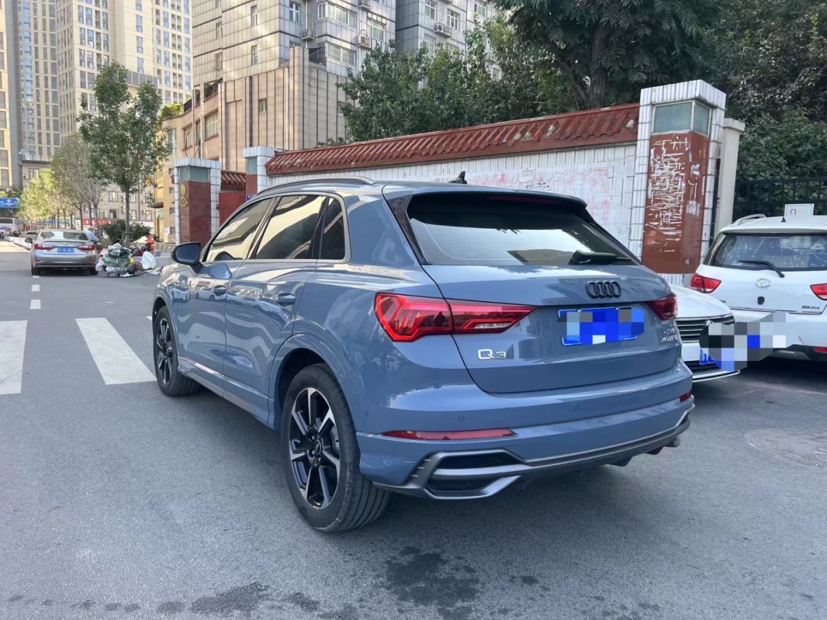 奧迪 奧迪Q3  2022款 40 TFSI RS套件燃速型圖片