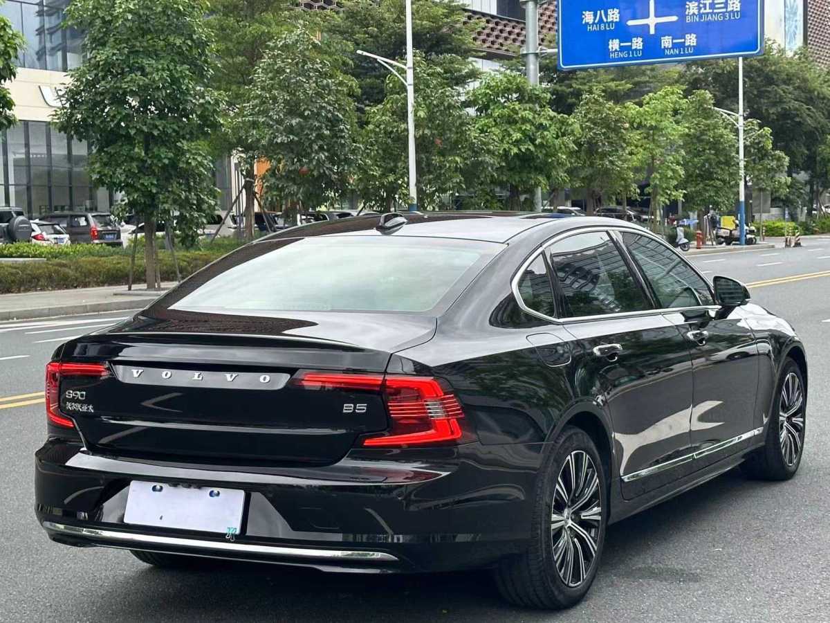 沃爾沃 S90  2022款 B5 智逸豪華版圖片