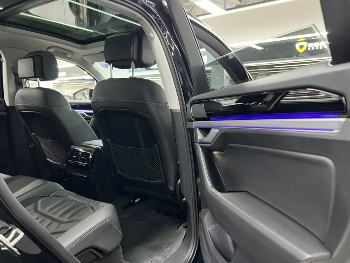 2021年10月大眾 途銳  2021款 2.0TSI 銳尚版