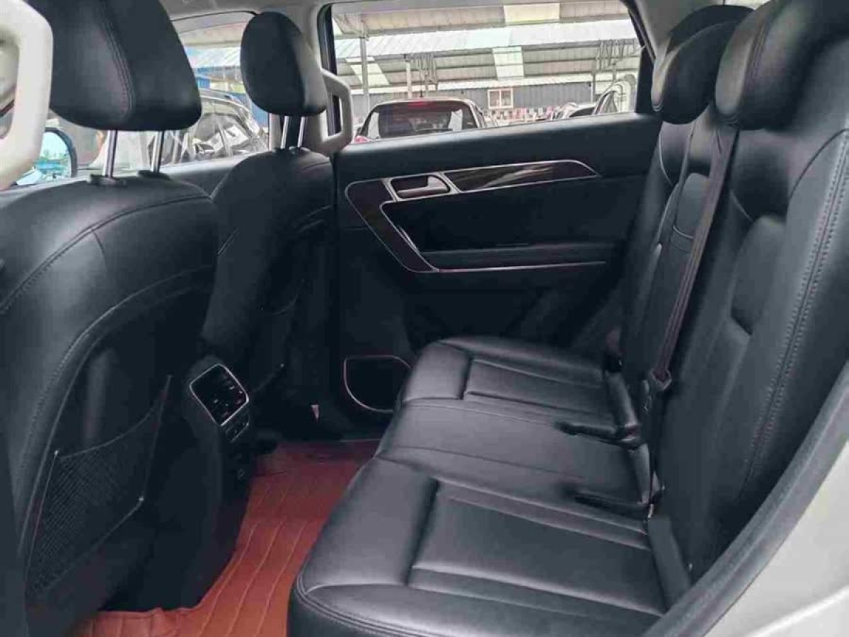 哈弗 H6 Coupe  2015款 藍標 2.0T 自動兩驅尊貴型圖片