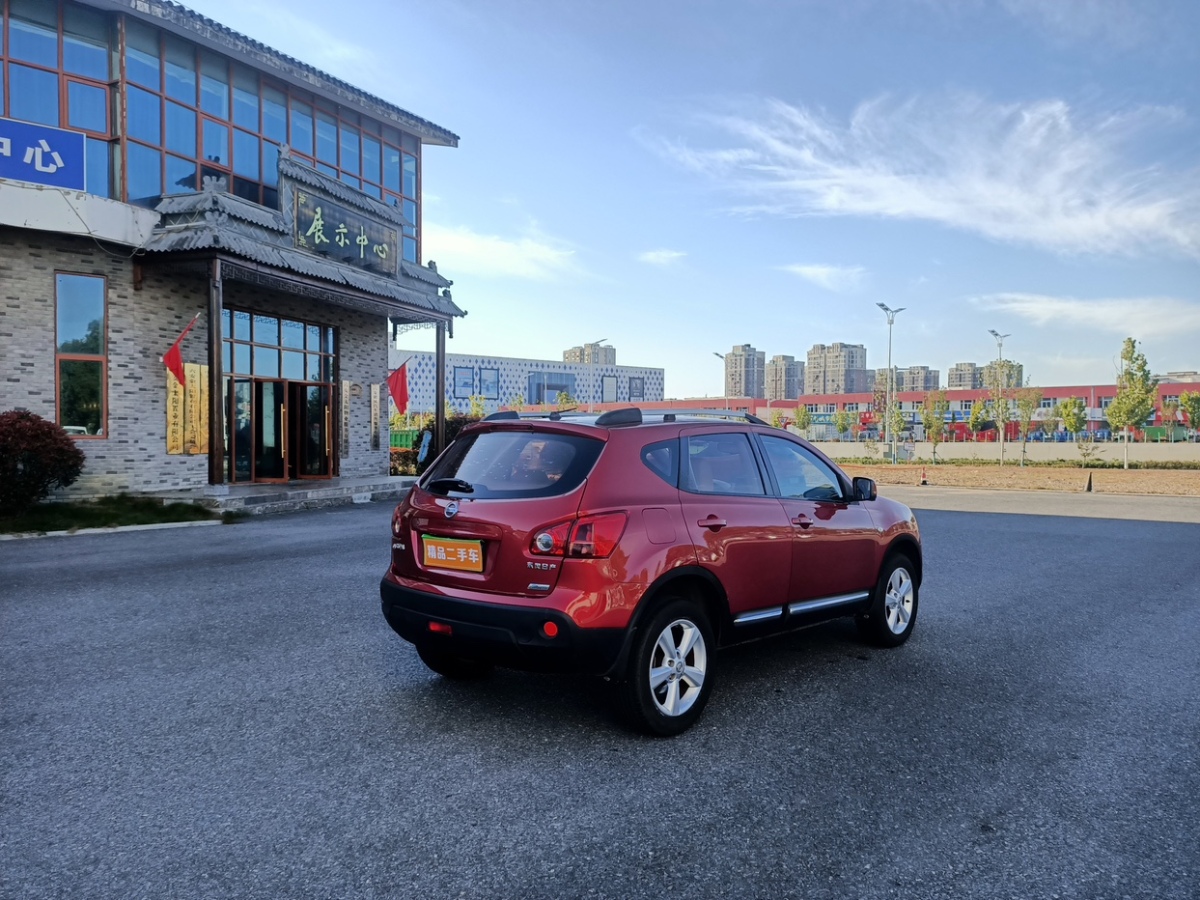 日產(chǎn) 逍客  2011款 2.0XV 雷 CVT 2WD圖片