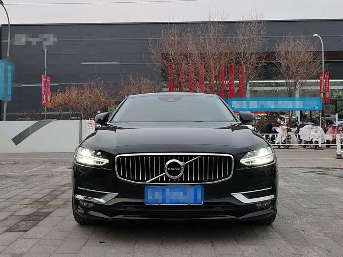 沃爾沃 S90  2020款 改款 T5 智遠(yuǎn)豪華版圖片