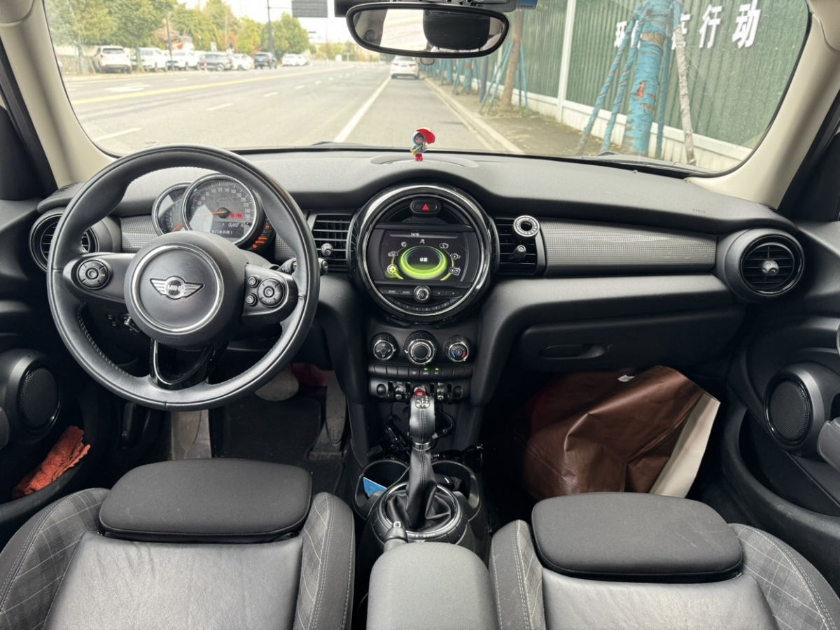 MINI MINI  2017款 1.5T COOPER 冰蓝色限量版 五门版图片