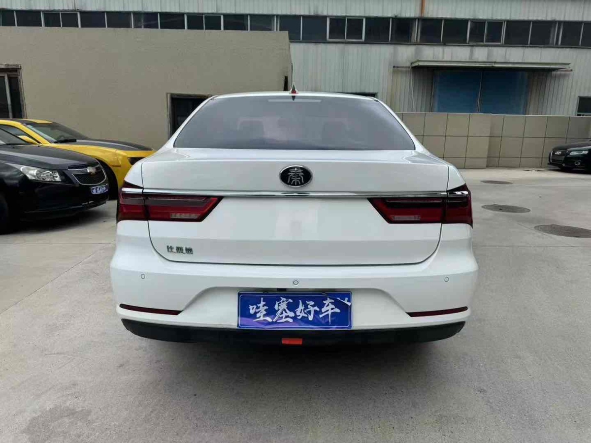 比亞迪 秦  2019款 1.5L 自動豪華型圖片