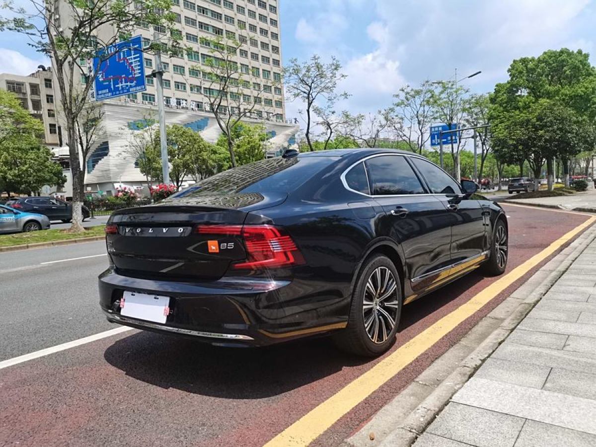 沃爾沃 S90  2021款 B5 智逸豪華版圖片