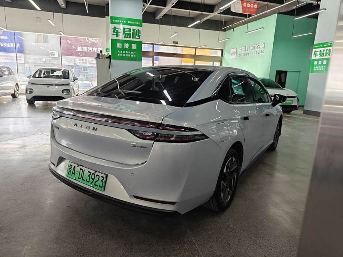 埃安 AION S Plus  2023款 70 智領(lǐng)版 三元鋰圖片