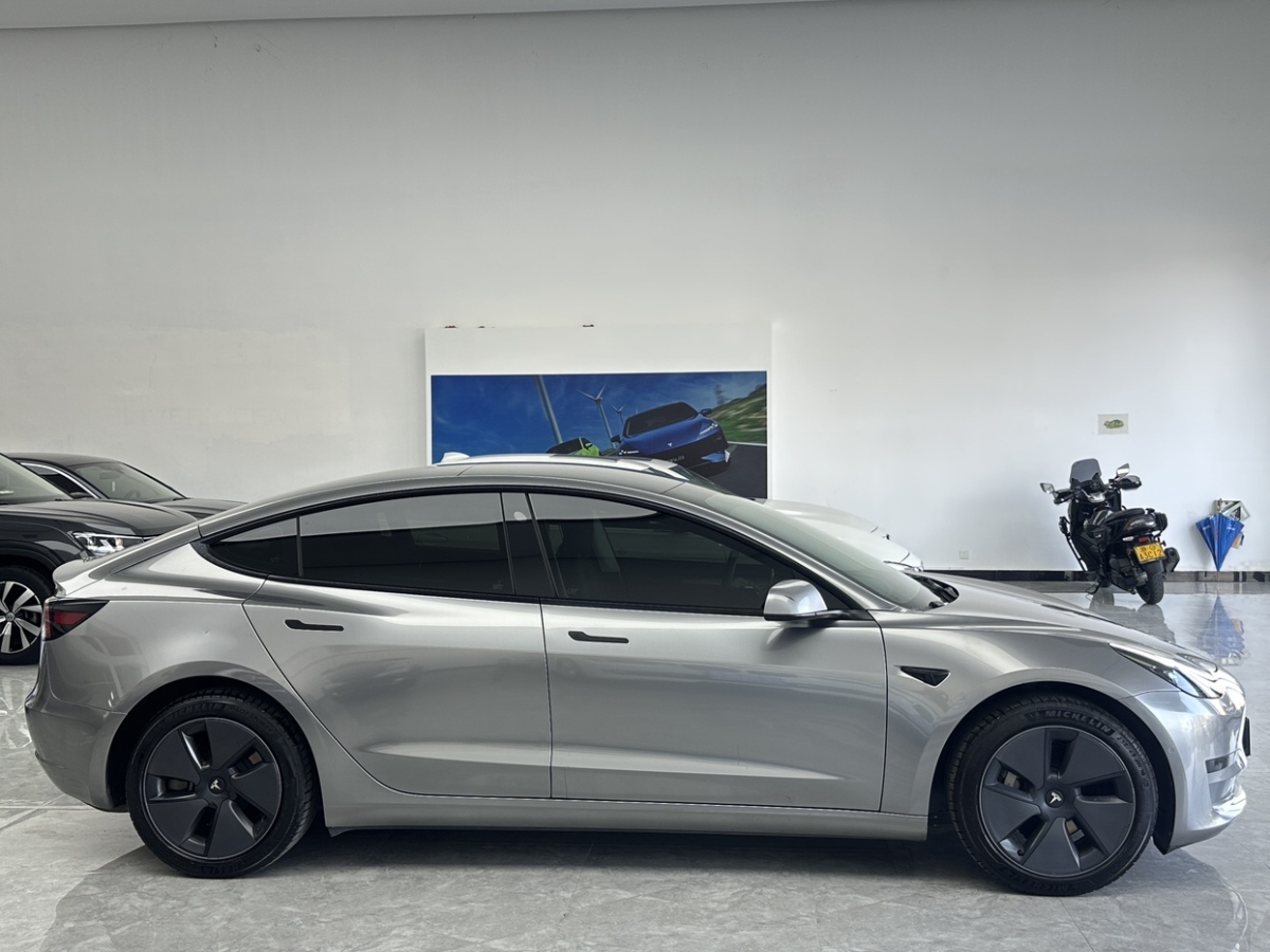 2023年01月特斯拉 Model Y  2022款 改款 后輪驅(qū)動(dòng)版