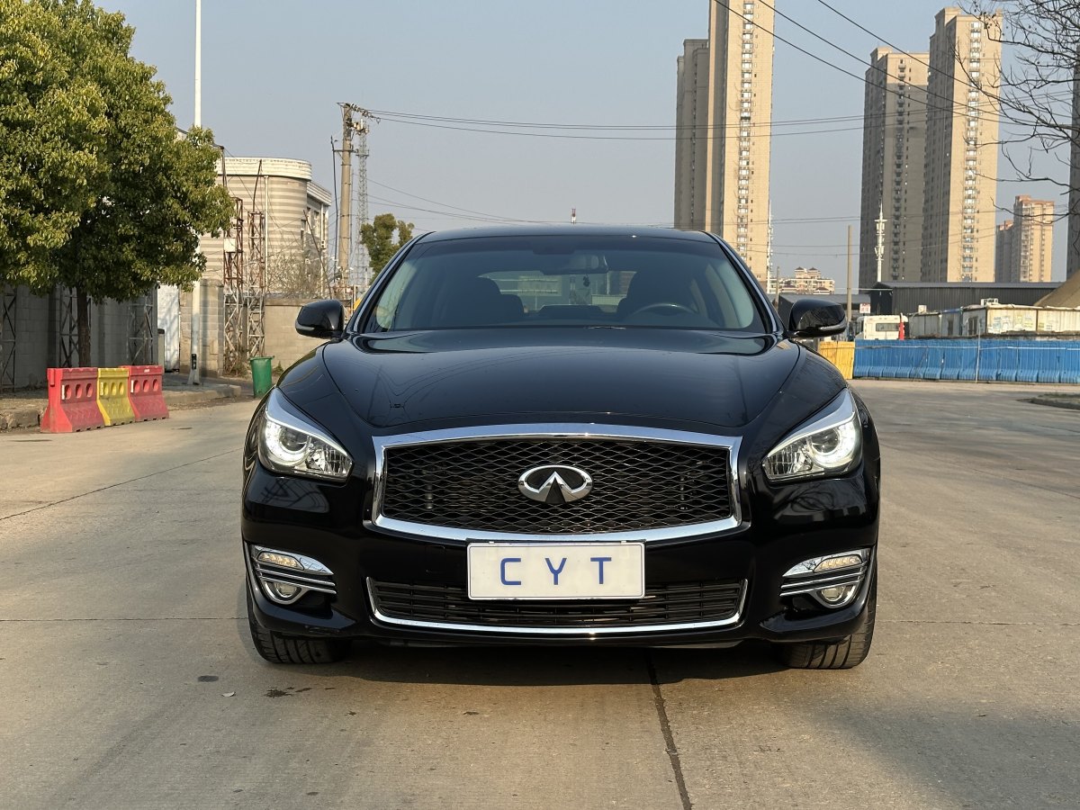 英菲尼迪 Q70  2019款 Q70L 2.0T 精英版圖片