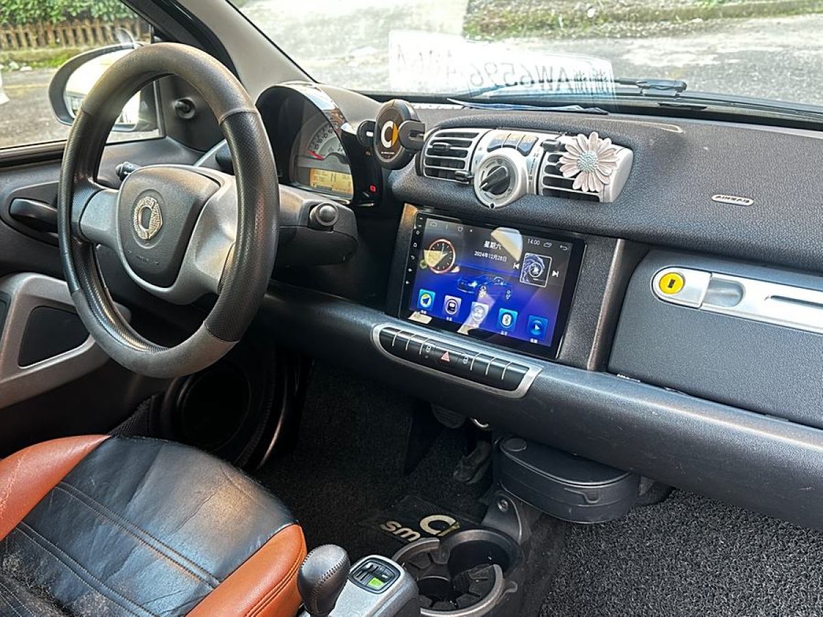 smart fortwo  2013款 1.0 MHD 硬頂冰炫特別版圖片