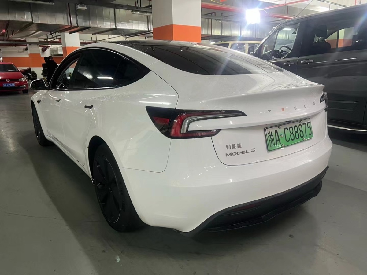 特斯拉 Model Y  2023款 后輪驅(qū)動版圖片