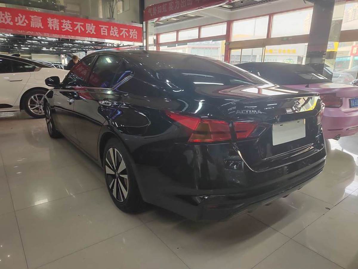 日產(chǎn) 天籟  2020款 改款 2.0L XL 舒適版圖片