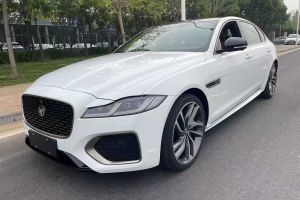 XFL 捷豹 2.0T P200 兩驅(qū)精英豪華版
