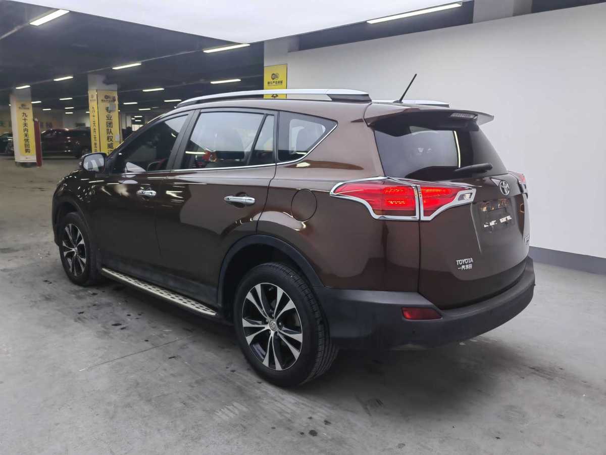 豐田 RAV4榮放  2013款 2.5L 自動(dòng)四驅(qū)尊貴版圖片