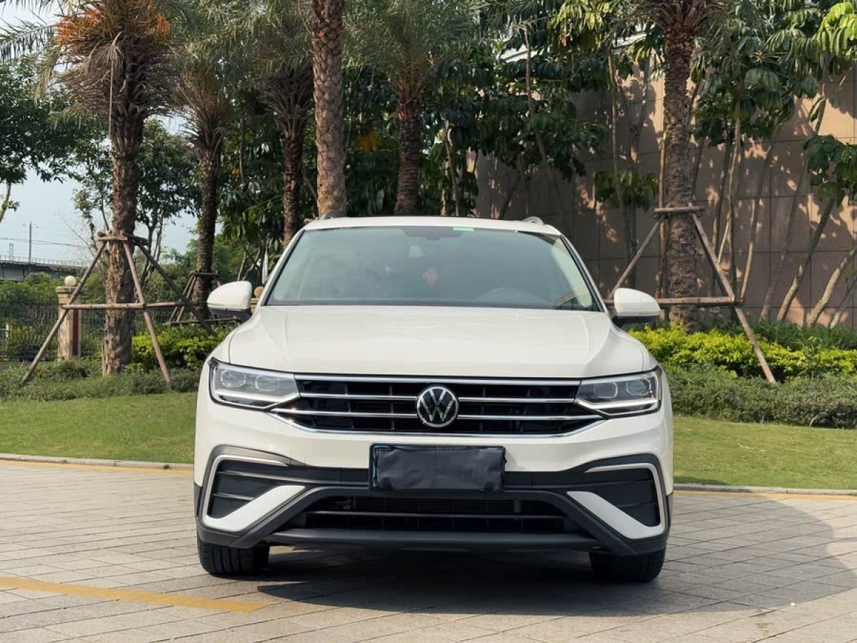 大眾 途觀L  2023款 改款 330TSI 自動兩驅(qū)智享版圖片