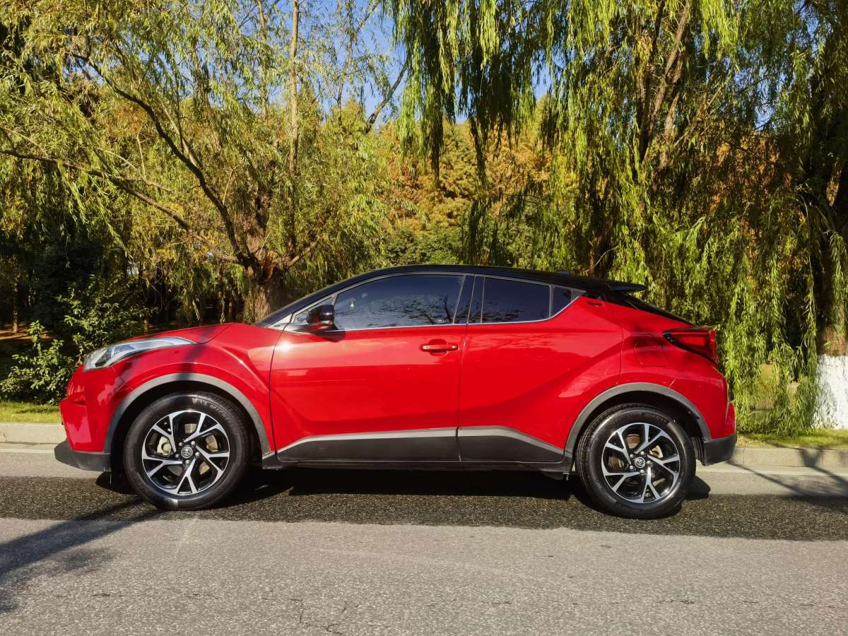 豐田 C-HR  2020款 2.0L 酷越領先版圖片