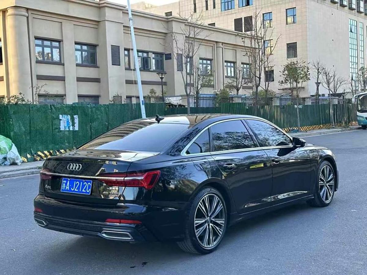 奧迪 奧迪A6L  2019款 45 TFSI quattro 臻選動(dòng)感型圖片