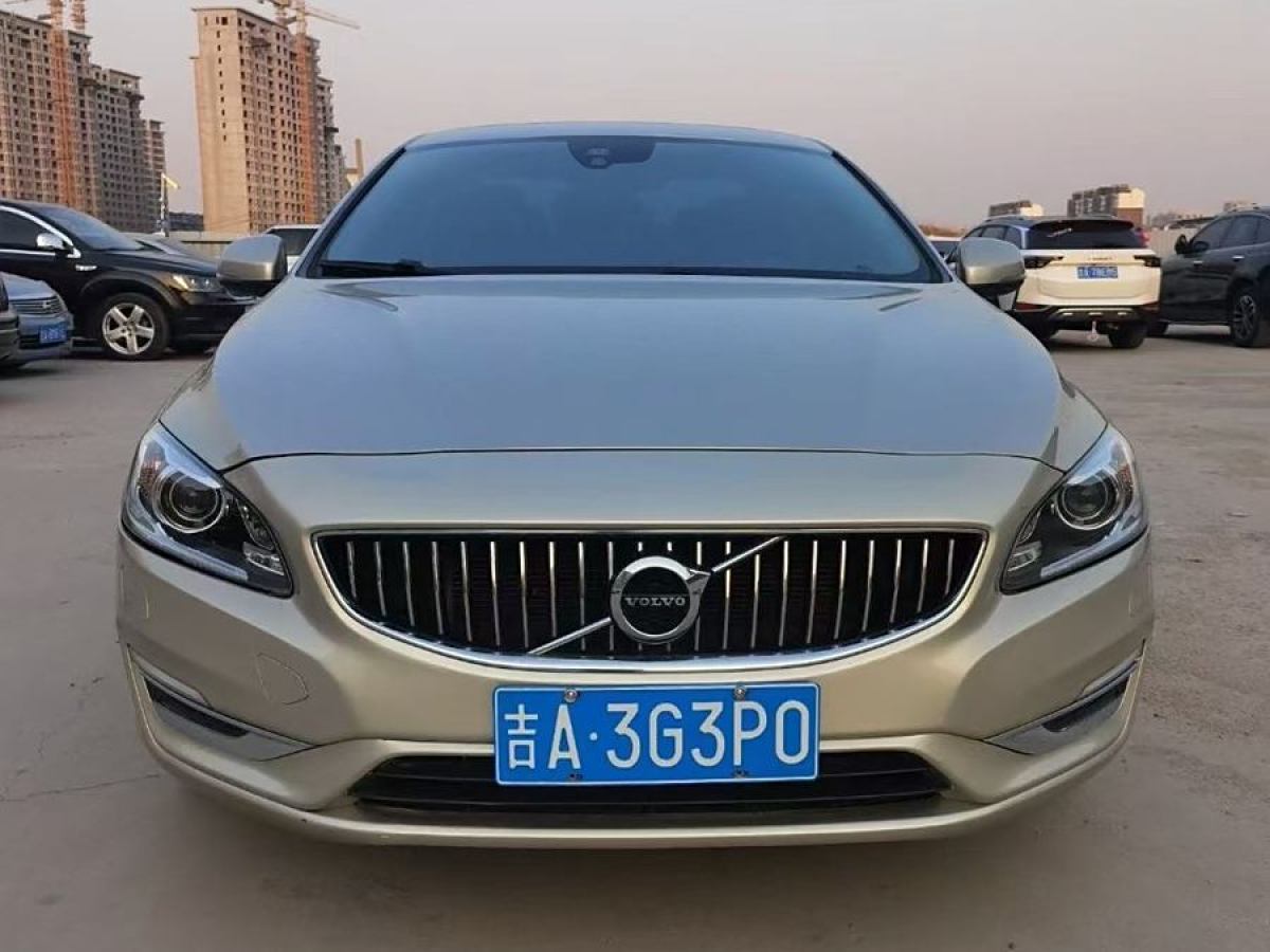 沃爾沃 S60L  2018款 T3 智進(jìn)進(jìn)取版圖片