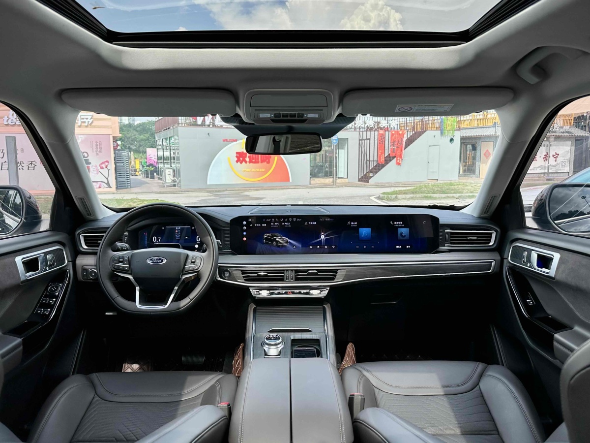 2024年12月福特 探險(xiǎn)者  2024款 2.3T EcoBoost 四驅(qū)鈦金版 6座