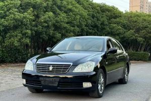 皇冠 豐田 2.5L Royal特別導(dǎo)航版