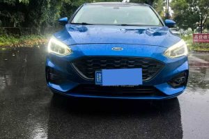 福克斯 福特 三廂 EcoBoost 180 自動鋒潮型